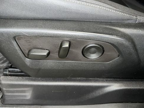 Certified 2022 Chevrolet Silverado 1500 LTZ image 3