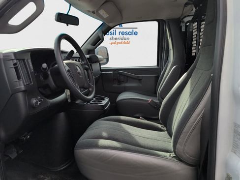 Used 2023 GMC Savana 2500 image 11