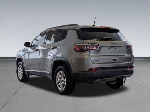 Used 2018 Jeep Compass Sport w/ Tech Group image 4