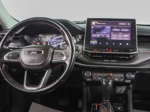 Used 2022 Jeep Compass Trailhawk w/ Trailhawk Convenience Group image 17