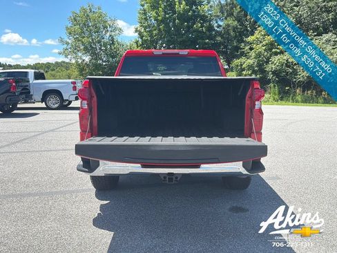 Used 2023 Chevrolet Silverado 1500 LT w/ Protection Package AWD/4WD image 4