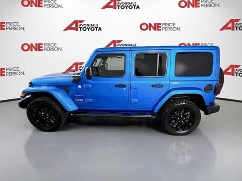 Used 2021 Jeep Wrangler Unlimited Sahara w/ Cold Weather Group AWD/4WD image 4