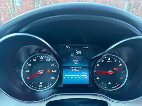 Used 2022 Mercedes-Benz GLC 300 4MATIC image 14