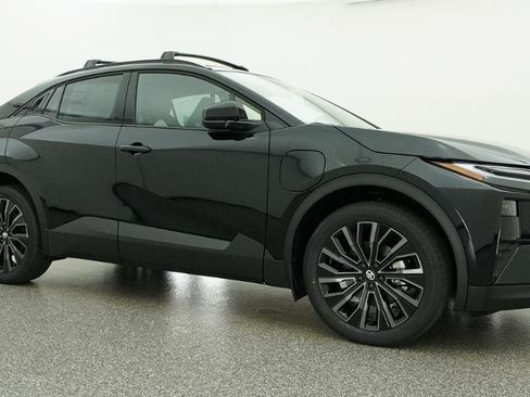 New 2026 Toyota C-HR AWD/4WD image 4