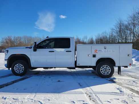 New 2026 GMC Sierra 2500 Pro w/ Convenience Package AWD/4WD image 2