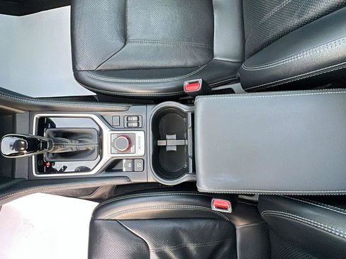 Used 2021 Subaru Forester Touring image 26