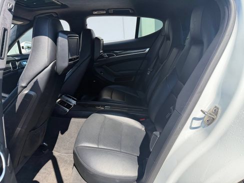 Used 2013 Porsche Panamera GTS AWD/4WD image 19