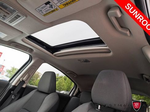 Used 2022 Honda HR-V EX image 7