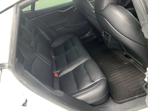 Used 2020 Tesla Model S AWD image 22
