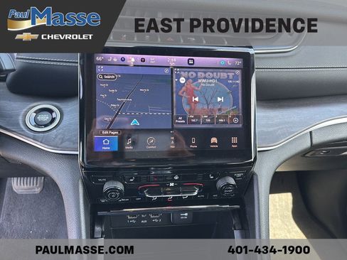 Used 2023 Jeep Grand Cherokee L Limited w/ Trailer Tow Group (B) AWD/4WD image 11