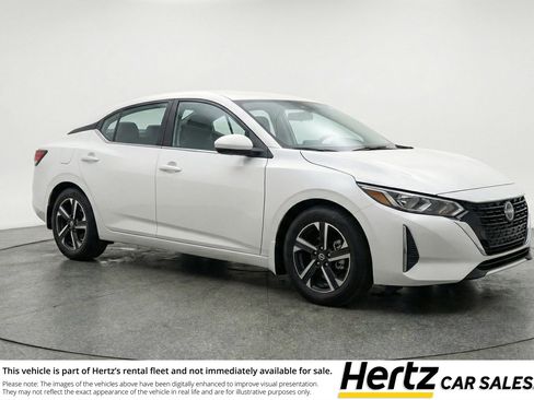 Used 2025 Nissan Sentra SV image 1