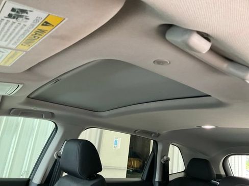 Certified 2024 Honda CR-V EX image 7