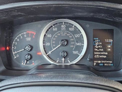 Used 2021 Toyota Corolla LE image 11