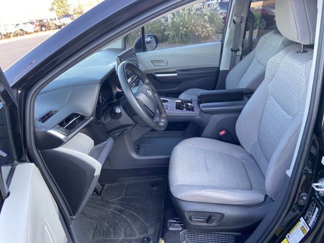 Used 2022 Toyota Sienna LE FWD image 34