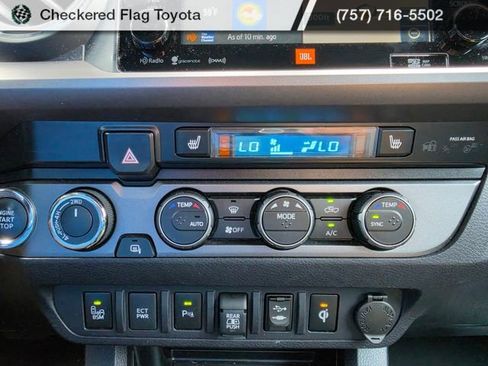 Used 2019 Toyota Tacoma TRD Off-Road image 19