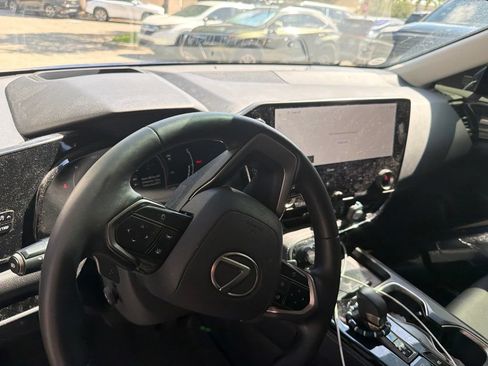 Certified 2025 Lexus NX 350h AWD w/ Accessory Package (K3) image 18