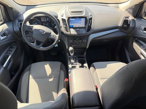 Used 2018 Ford Escape SE w/ SE Sync 3 Package image 17
