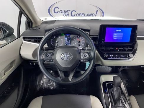 Certified 2024 Toyota Corolla LE FWD image 17