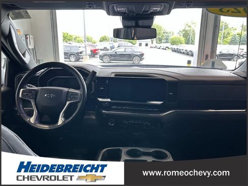 Used 2023 Chevrolet Silverado 1500 RST w/ Protection Package AWD/4WD image 16