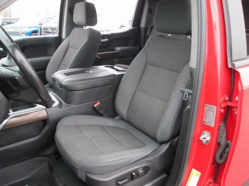 Used 2019 Chevrolet Silverado 1500 RST image 16