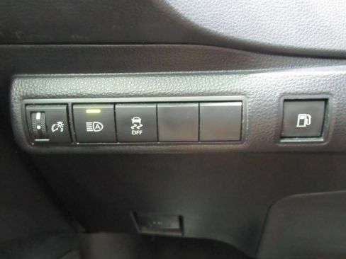 Used 2023 Toyota Corolla SE FWD image 22