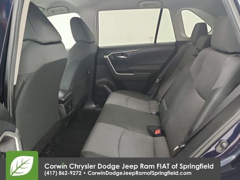 Used 2024 Toyota RAV4 XLE image 31