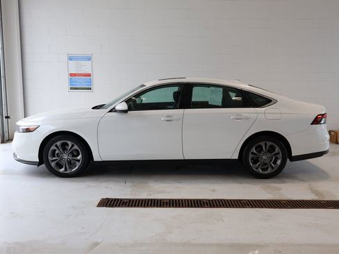 Used 2024 Honda Accord EX image 7