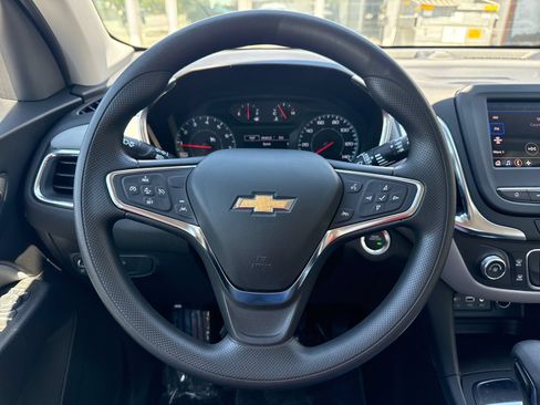 Used 2024 Chevrolet Equinox LS FWD image 13