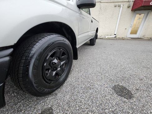 Used 2003 Toyota Tacoma 2WD Regular Cab image 18