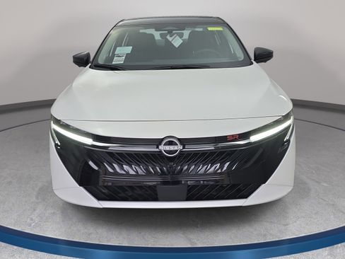 New 2026 Nissan Sentra SR w/ SR Premium Package FWD image 2