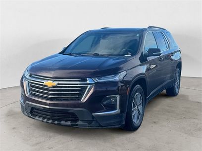 Used 2023 Chevrolet Traverse LT