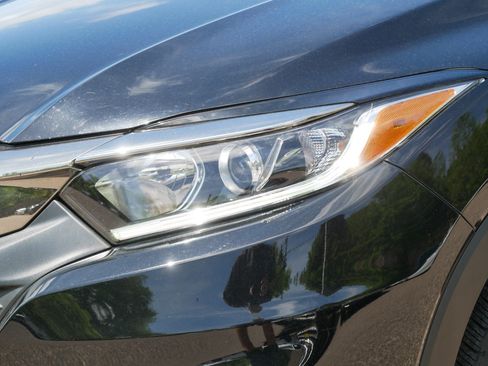 Used 2020 Honda HR-V EX image 16