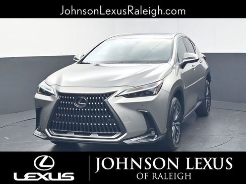 Used 2024 Lexus NX 250 FWD image 5