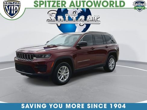 Used 2024 Jeep Grand Cherokee Laredo X AWD/4WD image 5