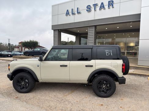 New 2025 Ford Bronco Big Bend image 8
