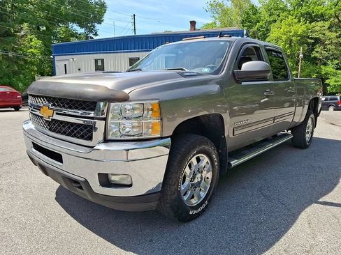 Used 2013 Chevrolet Silverado 2500 LTZ w/ LTZ Plus Package AWD/4WD image 4