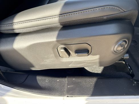 New 2025 Jeep Wrangler Unlimited Rubicon w/ Safety Group image 23