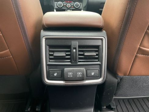 Used 2019 Subaru Forester Touring image 27