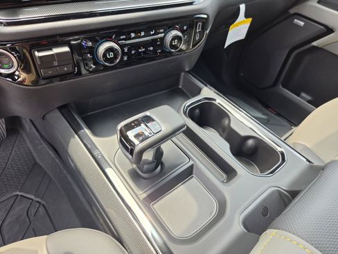 New 2026 Chevrolet Silverado 1500 ZR2 w/ Dark Appearance Package AWD/4WD image 19