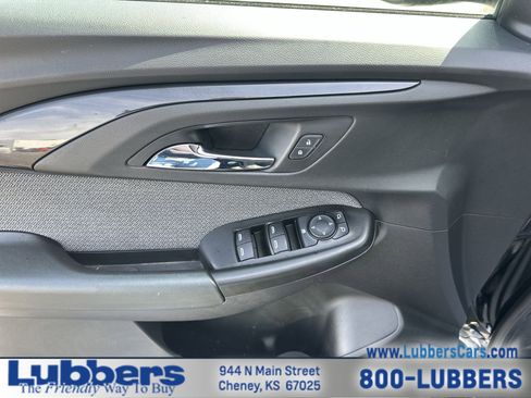 Used 2021 Chevrolet TrailBlazer LT w/ Convenience Package FWD image 13