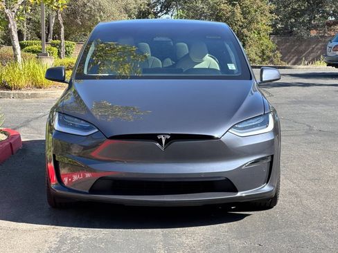 Used 2023 Tesla Model X AWD/4WD image 12