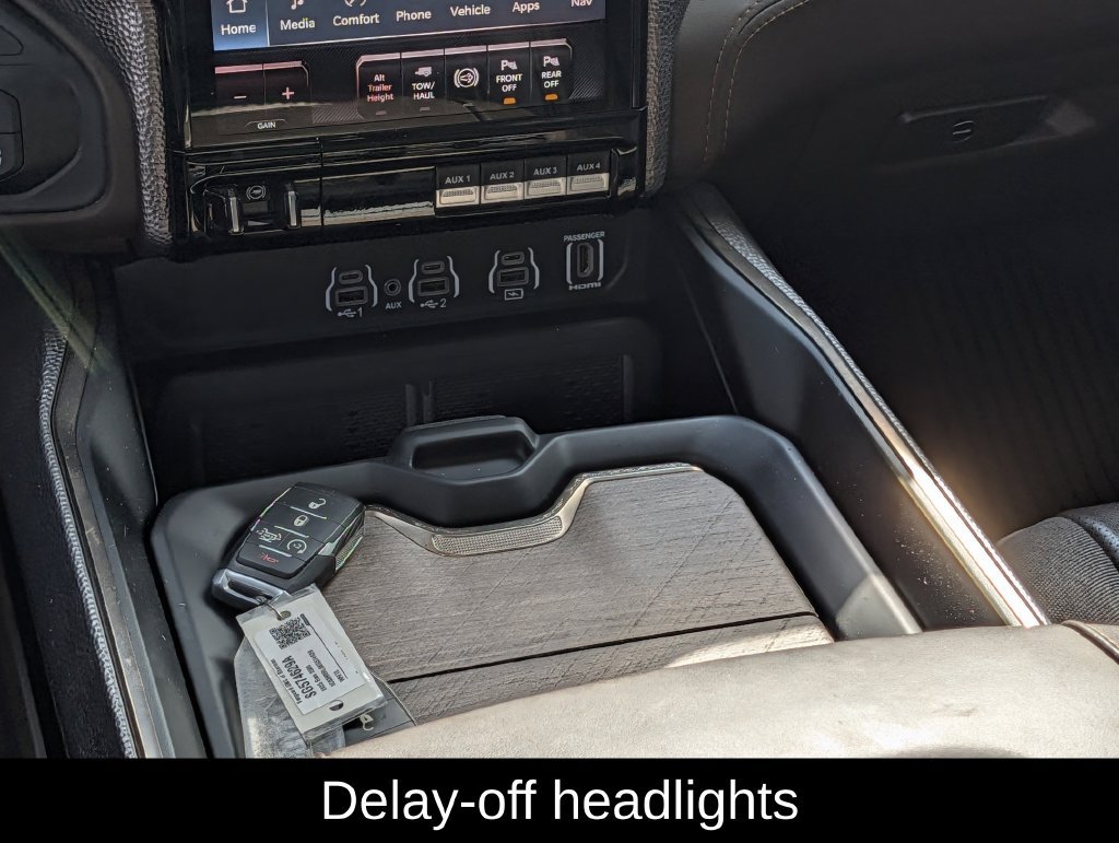 Used 2025 RAM 3500 Longhorn AWD/4WD image 15