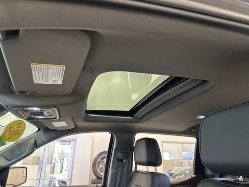 Used 2022 GMC Sierra 1500 Denali w/ Denali Reserve Package image 25