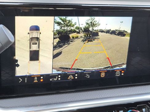 New 2025 GMC Sierra 3500 Denali w/ Denali Reserve Package image 30