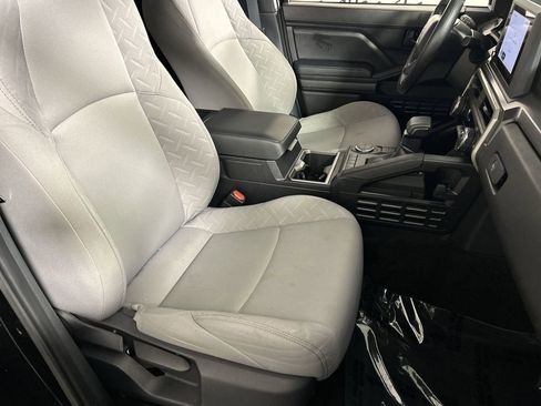 Used 2025 Toyota Tacoma SR5 image 26