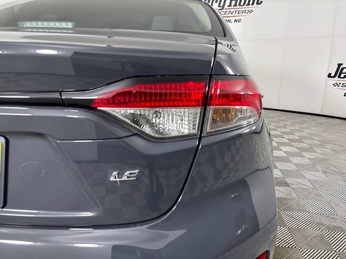 Used 2026 Toyota Corolla LE FWD image 34
