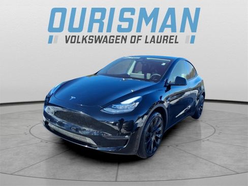 Used 2021 Tesla Model Y Long Range image 5