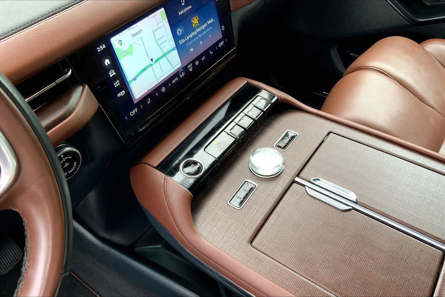Used 2025 Lincoln Navigator Reserve AWD/4WD image 17