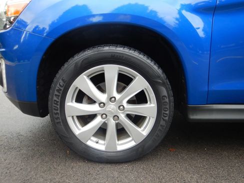Used 2015 Mitsubishi Outlander Sport SE FWD image 26