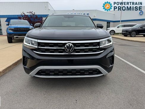 Used 2022 Volkswagen Atlas Cross Sport SE AWD/4WD image 2